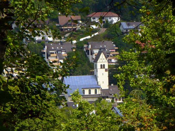 Schönau Bergkirche mit Photovoltaikdach